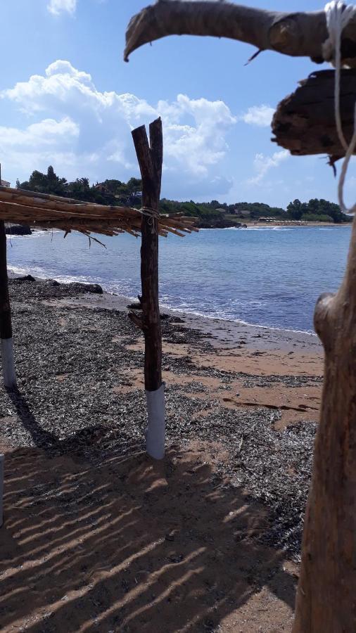 Apollonides Seafront Villa1 Aoede Lixouri Bagian luar foto